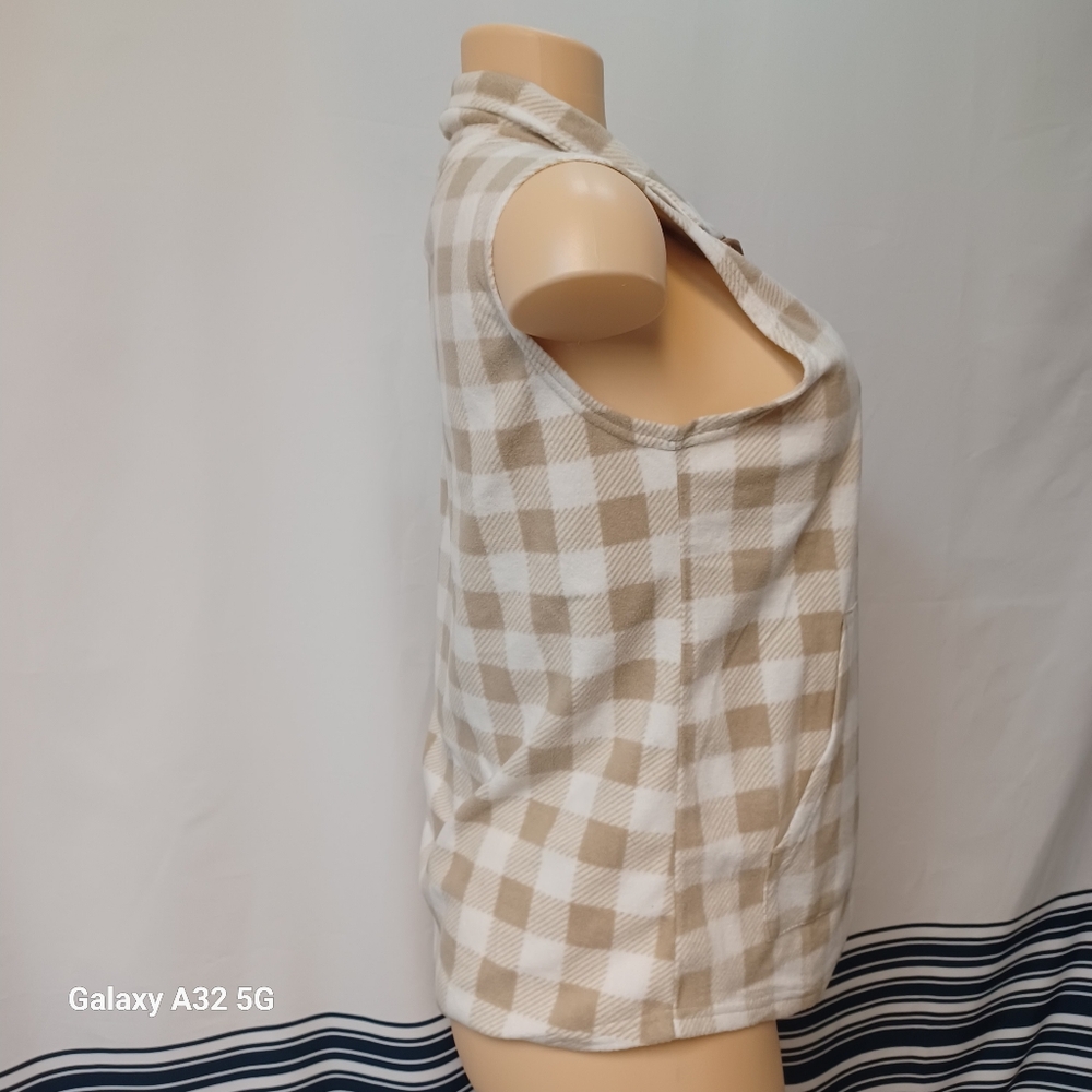 MarleyLilly Women Size M Plaid Sleeveless Zip-Up Vest Offer Are Welcome - Picture 7 of 14